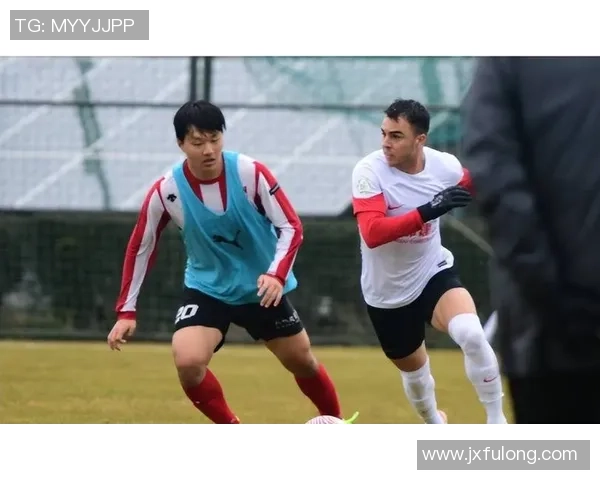 成都蓉城首发出炉！徐正源仅轮换3人，罗慕洛抢先，韦世豪候补